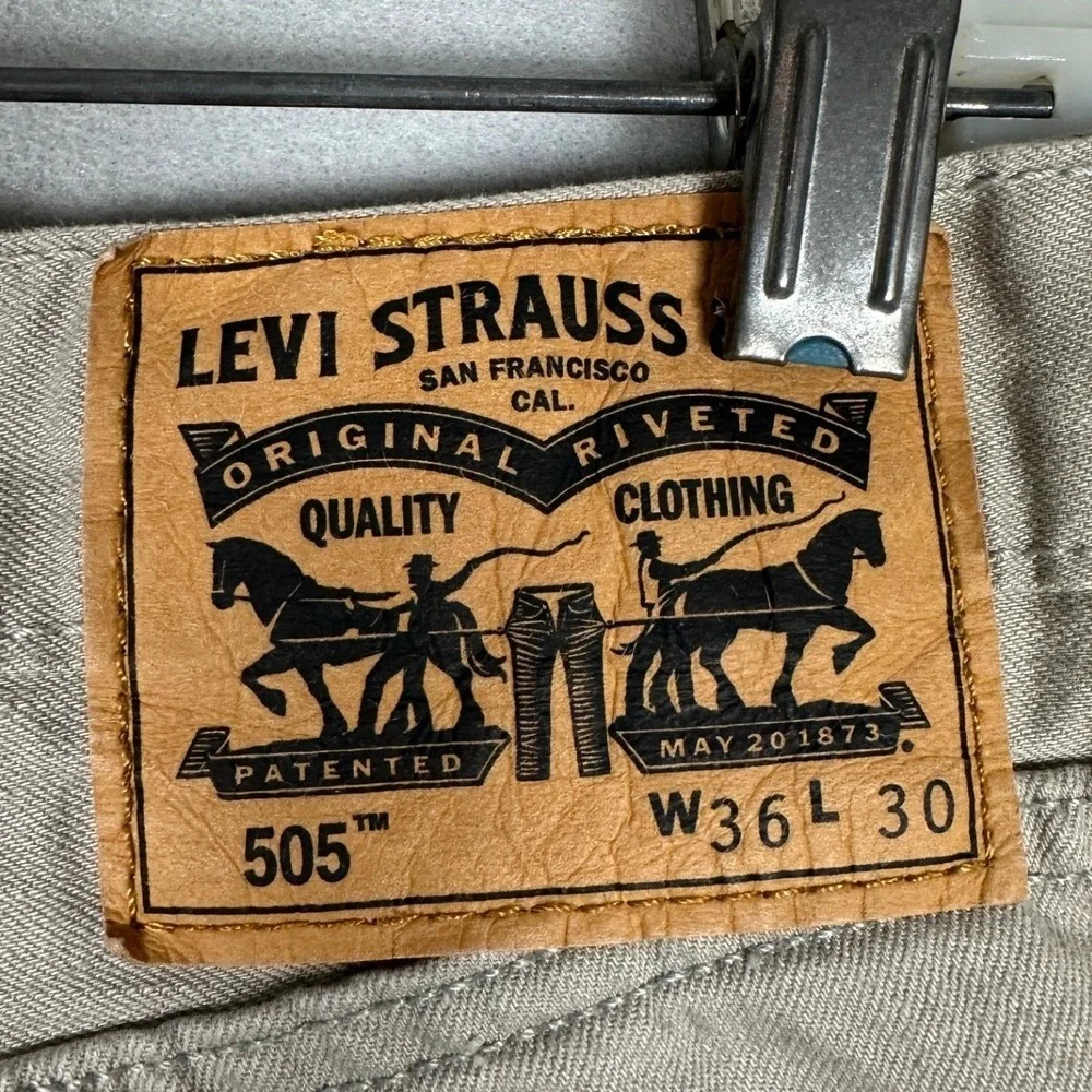 Levis 505 Jeans Mens 36X30 Beige Regular Fit Straight White Tab 5 Pocket Denim